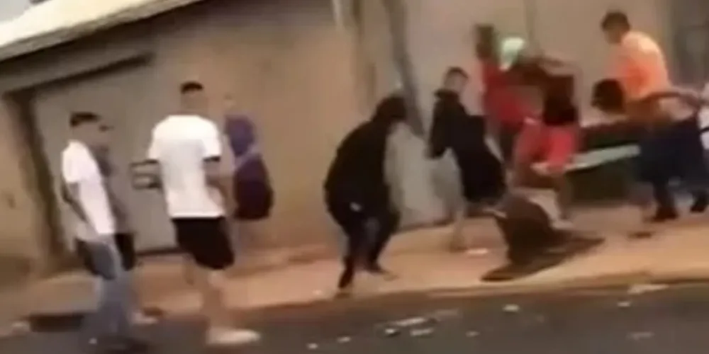 O sogro e o genro se desentenderam por causa da disputa pela venda de panos de prato em vias públicas de Araraquara, no interior de São Paulo