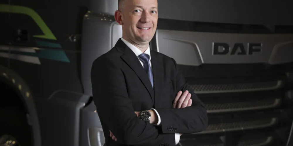 O novo Diretor Geral é graduado em ciências contábeis pela FAE Business School e pós-graduado em controladoria pela Universidade Federal do Paraná