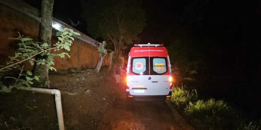 Uma mulher morreu por disparo de arma de fogo na noite desta sexta-feira (03), no bairro de Uvaranas, em Ponta Grossa