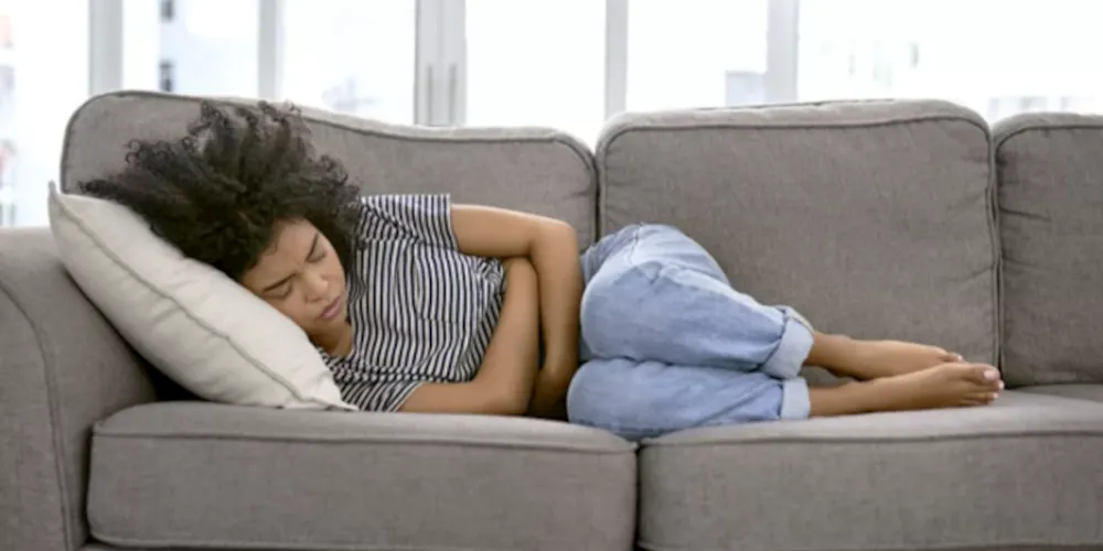 Se esses sintomas ultrapassam 10 dias, a indicação da obstetriz é procurar um médico para investigar