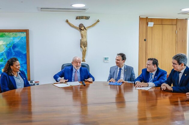 O presidente Lula sancionou, nesta quarta-feira (1º), o Pacto Nacional pela Retomada de Obras Inacabadas