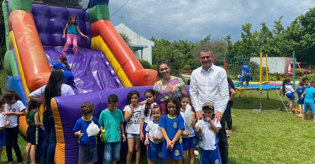 A ação, realizada nessa segunda-feira(13), aconteceu no Cerrado das Cinzas e contou com a presença do prefeito Irani Barros e da secretária de Educação Mayara Cruz