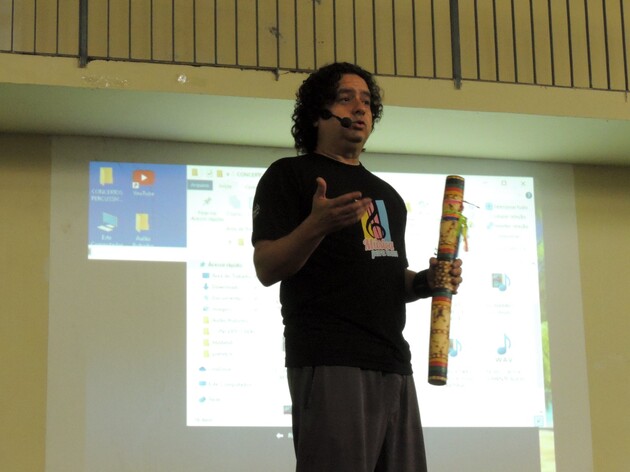 O professor Ricardo Correia fez duas apresentações