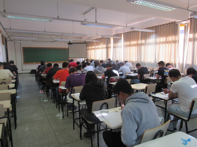 O campus de Ponta Grossa oferta 253 vagas em nove cursos