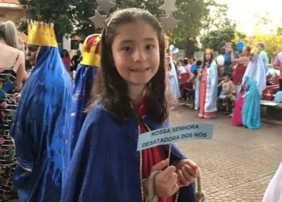Valentina Oliveira Mansano, de 9 anos, chegou a ser intubada