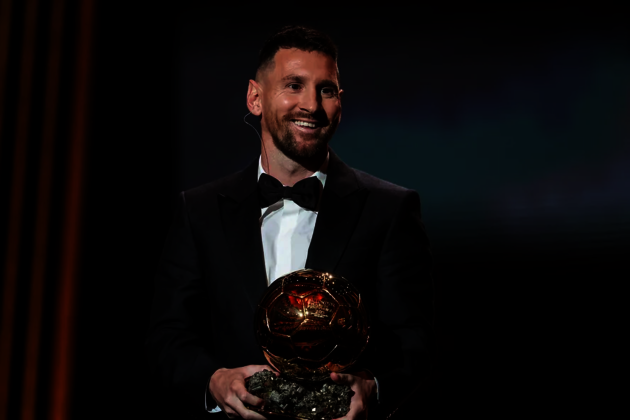Lionel Messi foi eleito o melhor jogador do mundo pela oitava vez