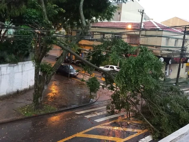 Cerca de 1,4 milhão de clientes tiveram o serviço normalizado