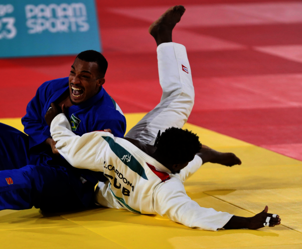 Kayo Santos (foto) foi um dos medalhistas do Brasil nesta segunda