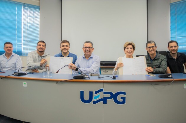 O acordo de cooperação foi assinado na manhã desta segunda-feira no Campus Uvaranas da UEPG