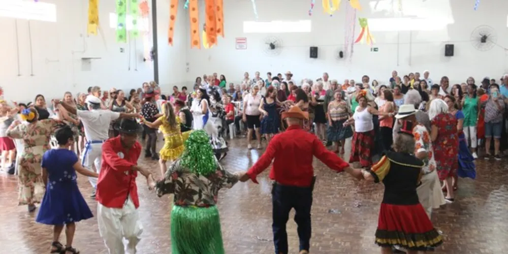 A festa que contou com muita diversão para o público 60+