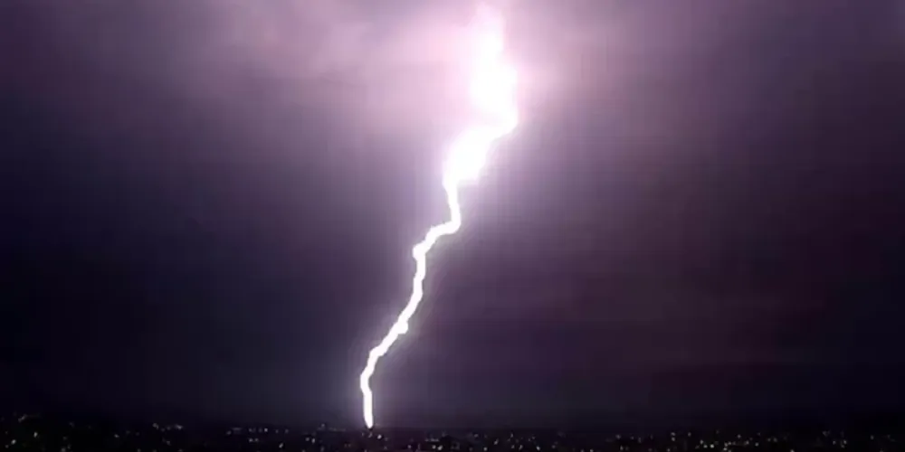 O Instituto Nacional de Meteorologia (Inmet) emitiu um aviso de chuvas intensas