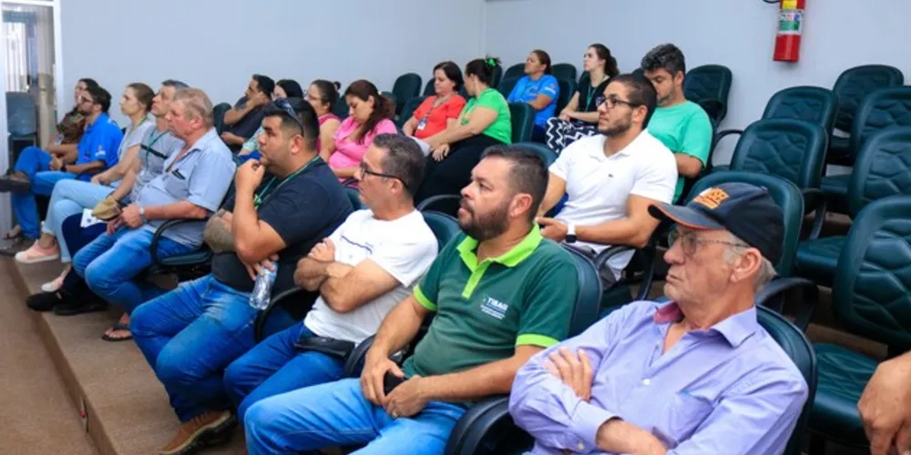 Na oportunidade, as secretarias de Finanças e Saúde apresentaram os dados relativos aos valores gastos e arrecadados