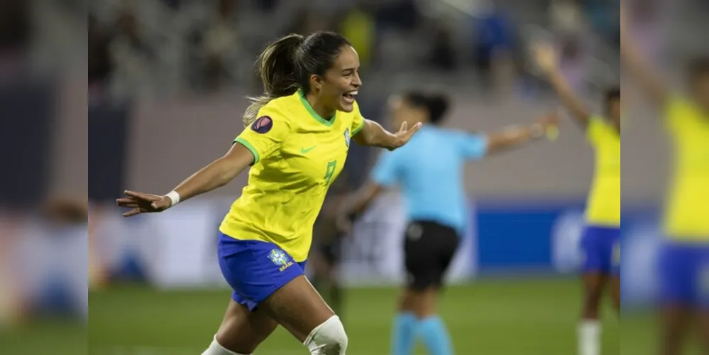 Gabi Nunes (foto) fez o gol da vitória verde-amarela