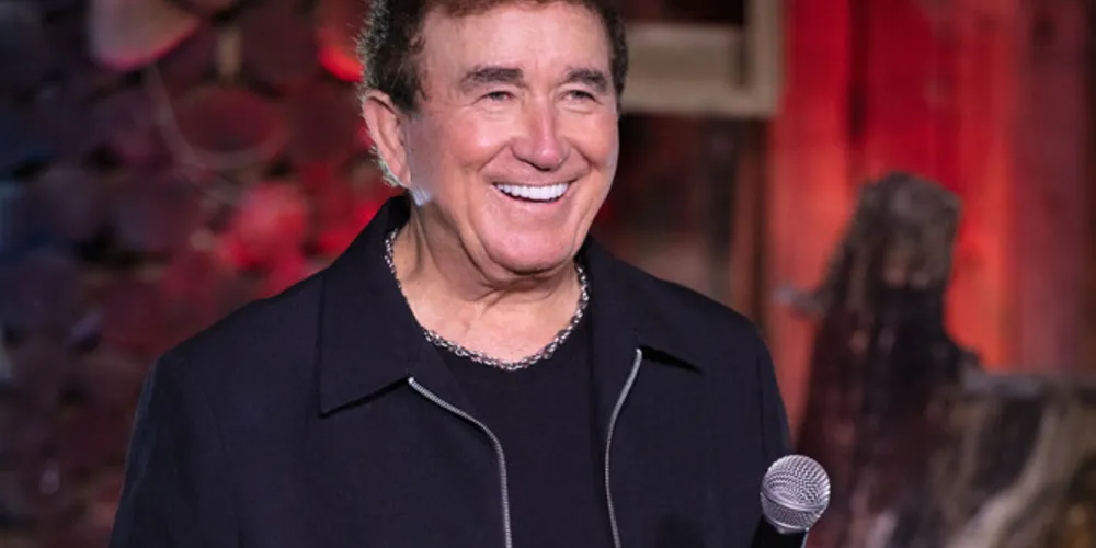 Amado Batista estará se apresentando no litoral