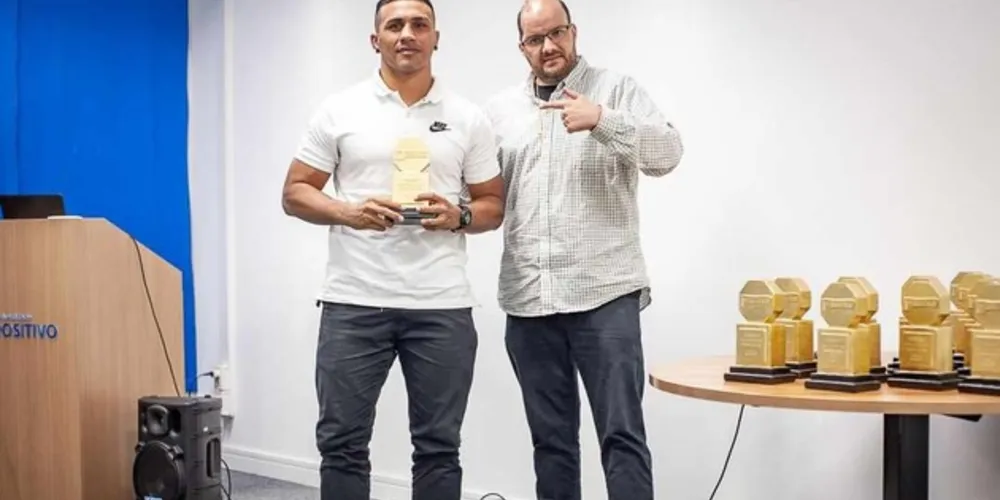 Mezzomo é campeão brasileiro da modalidade e acumula outros 9 títulos paranaenses.