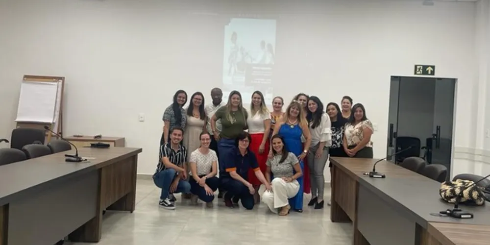 Diálogo promovido pela entidade levantou desafios e a importância das terapias.