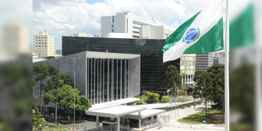 Sede do Poder Legislativo do Estado do Paraná