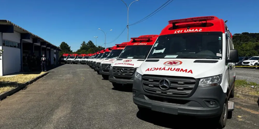 Paraná recebe 15 ambulâncias do Ministério da Saúde para reforçar atendimento de urgência