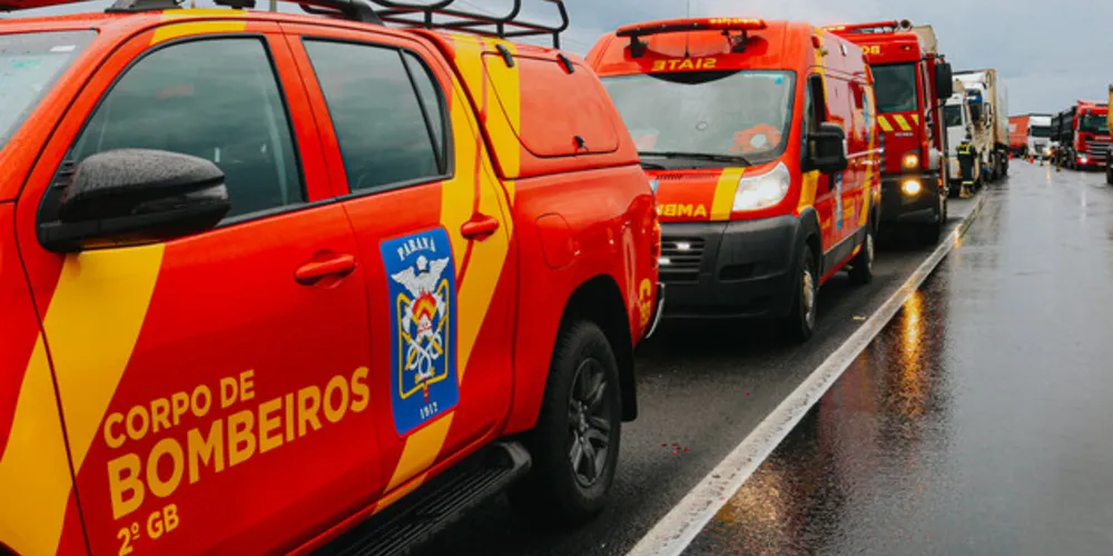 Bombeiros encaminharam a criança e a mãe para um hospital em Ponta Grossa