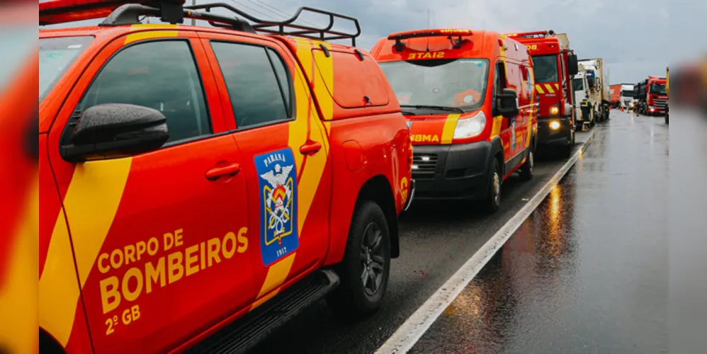 Bombeiros encaminharam a criança e a mãe para um hospital em Ponta Grossa
