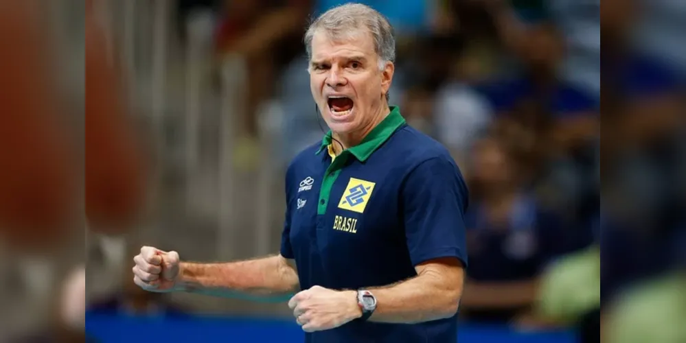 Bernardino, de 64 anos, assume o lugar de Renan Dal Zotto