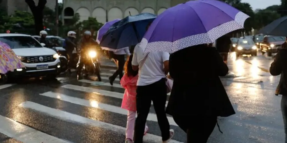 Ventos podem ficar entre 80 km/h a 100 km/h, na faixa leste do Rio Grande do Sul e Santa Catarina