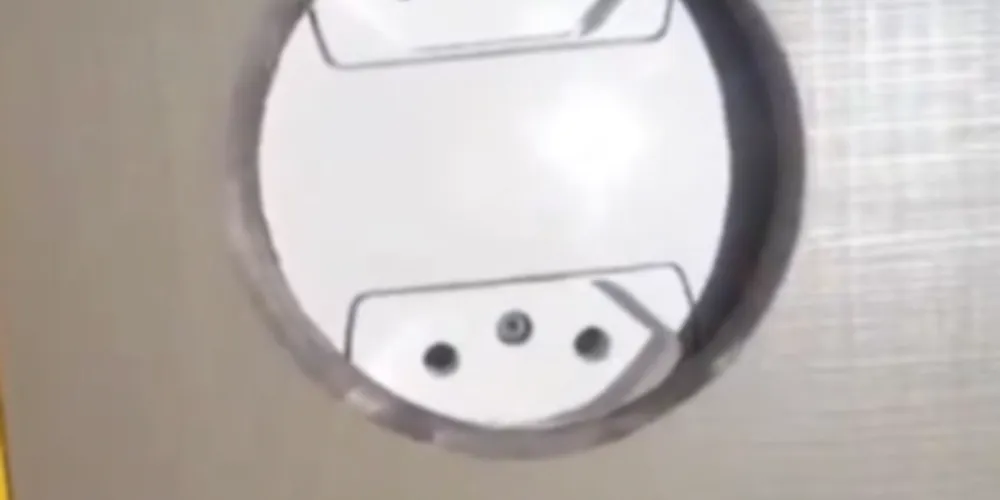 Flat fica localizado em Porto de Galinhas, no Recife.