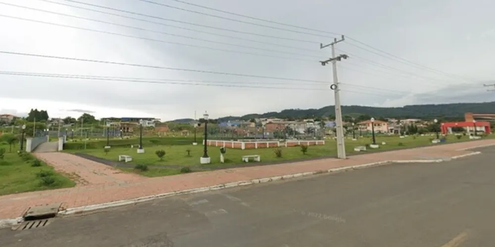 Corpo foi localizado em um lago no Parque Municipal