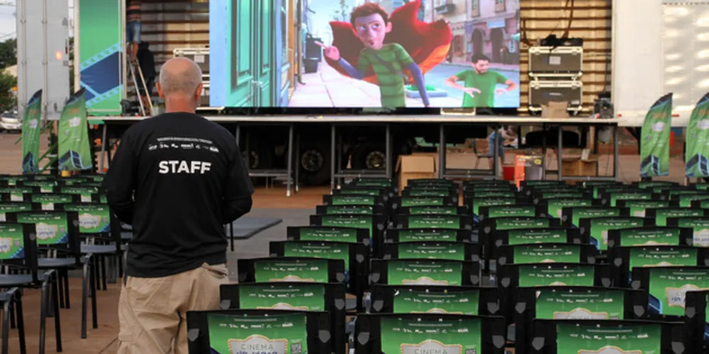 Nova edição do Cinema na Praça levará exibições gratuitas a 144 municípios ao longo de 2024