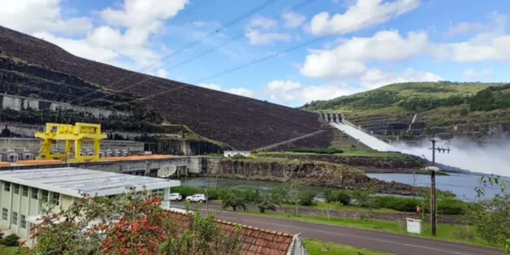 Usinas da Copel repassaram mais de R$ 100 milhões para o Estado e municípios em 2023