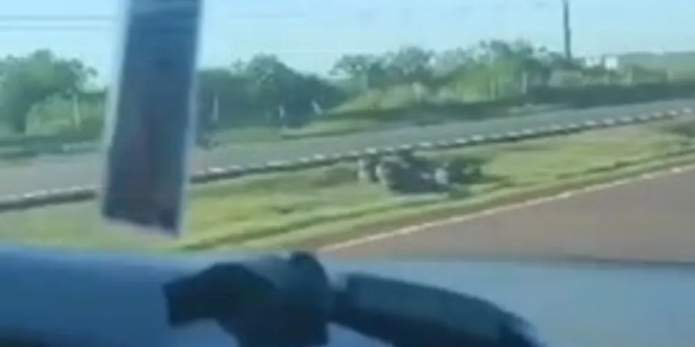 Vídeo mostra criança dirigindo na PR-317, em Peabiru