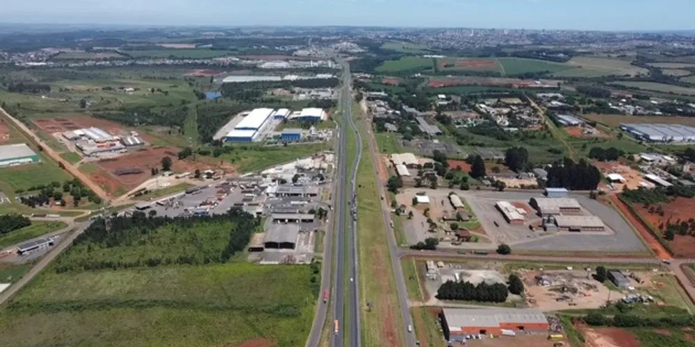 O ranking de cada categoria reconhece as dez maiores geradoras de valor adicionado nos setores da Indústria, Comércio e Serviços de Transportes