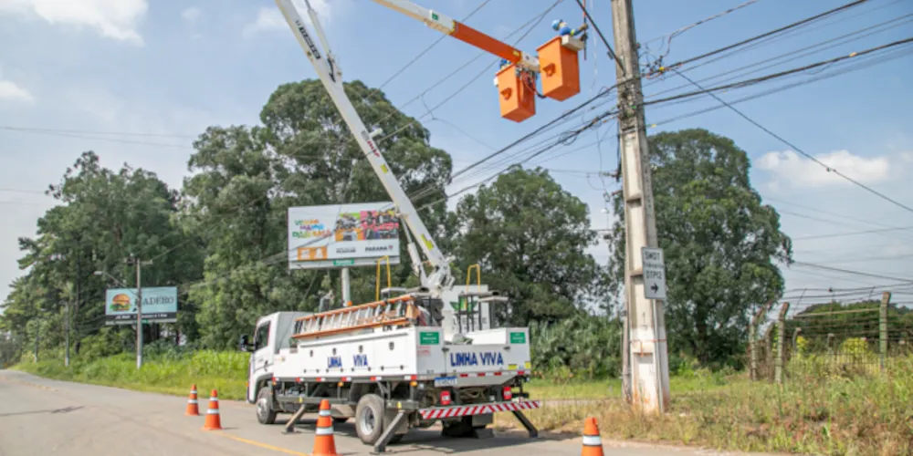 Para fortalecer a rede elétrica, em 2023, a Copel destinou R$ 1,878 bilhão a obras de ampliação e reforço na distribuição de energia do Paraná