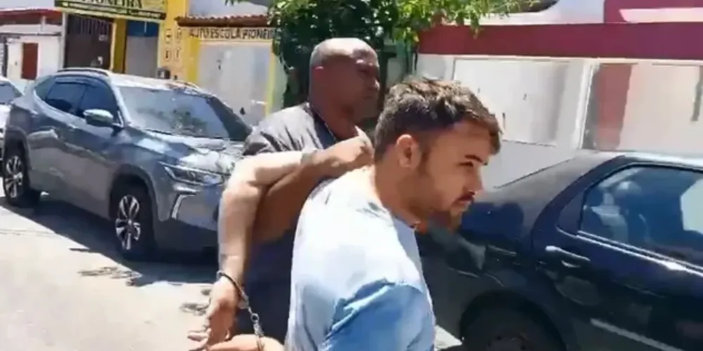 O homem será encaminhado para audiência de custódia e ficará a disposição da Justiça