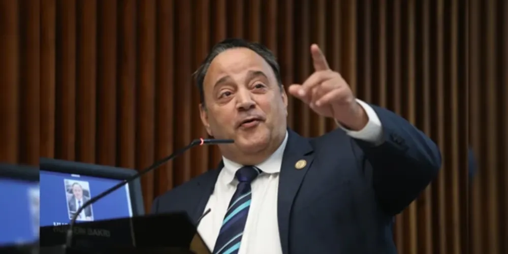 Parlamentar realizou tomografias para identificar o problema.