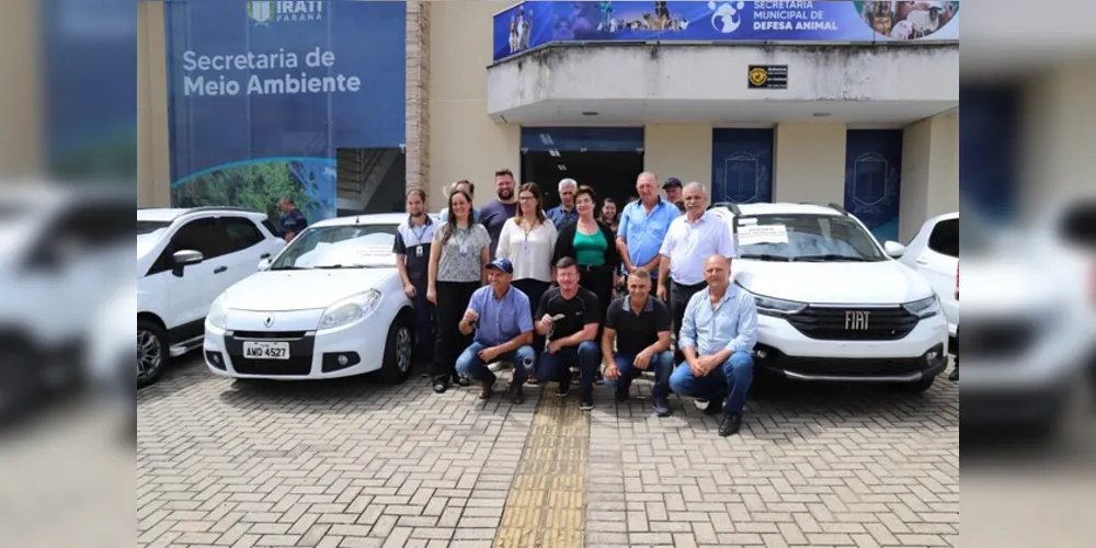 Os veículos foram entregues nesta quarta-feira (20)