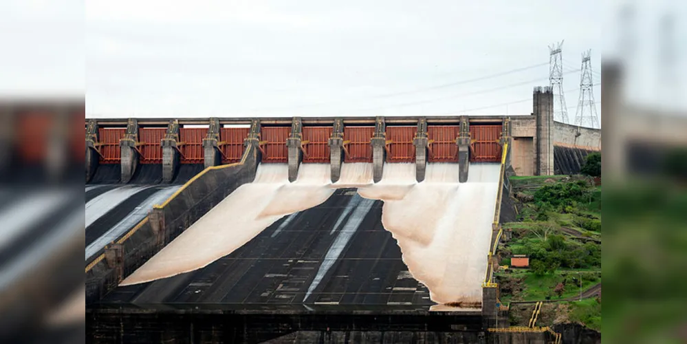 O Sistema Elétrico Paraguaio (SIN-PY) também estabeleceu novos recordes, sendo o intercâmbio anual de Itaipu com a ANDE o maior valor já registrado.