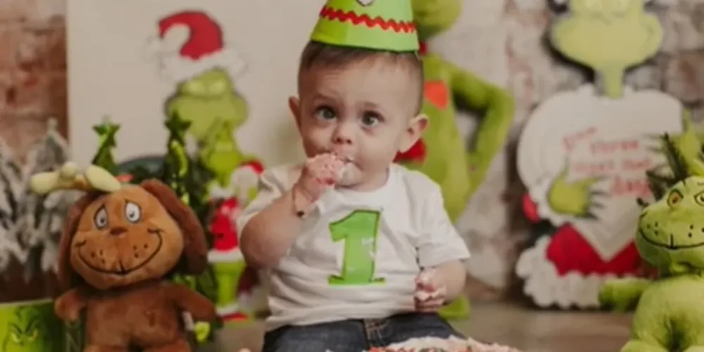 Menino nasceu na 27ª semana de gestação, com apenas 410 gramas