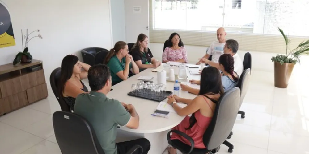 Reunião aconteceu na segunda-feira (05)