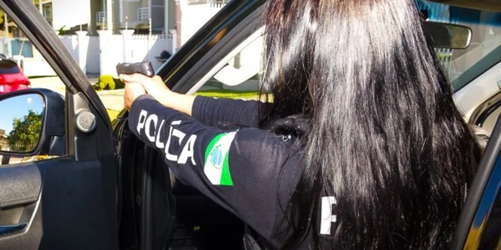 Agentes da Polícia Civil realizaram a prisão do suspeito