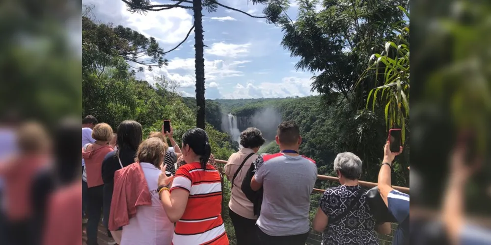 Monumento Natural Estadual Salto São João  tem se destacado como um destino turístico bastante procurado