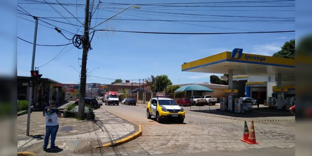 Mulher está sendo refém em Arapoti, na manhã deste sábado (16)