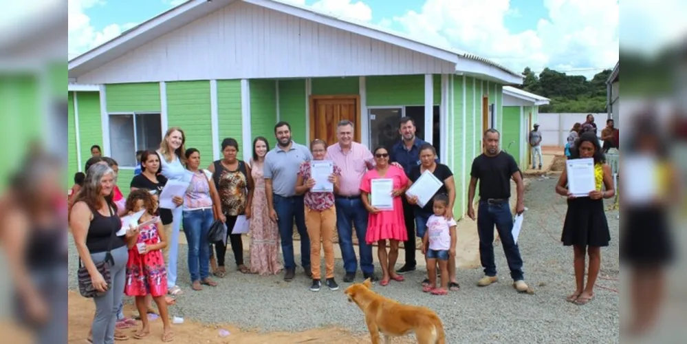 O evento contou com as presenças das famílias, autoridades e a população em geral