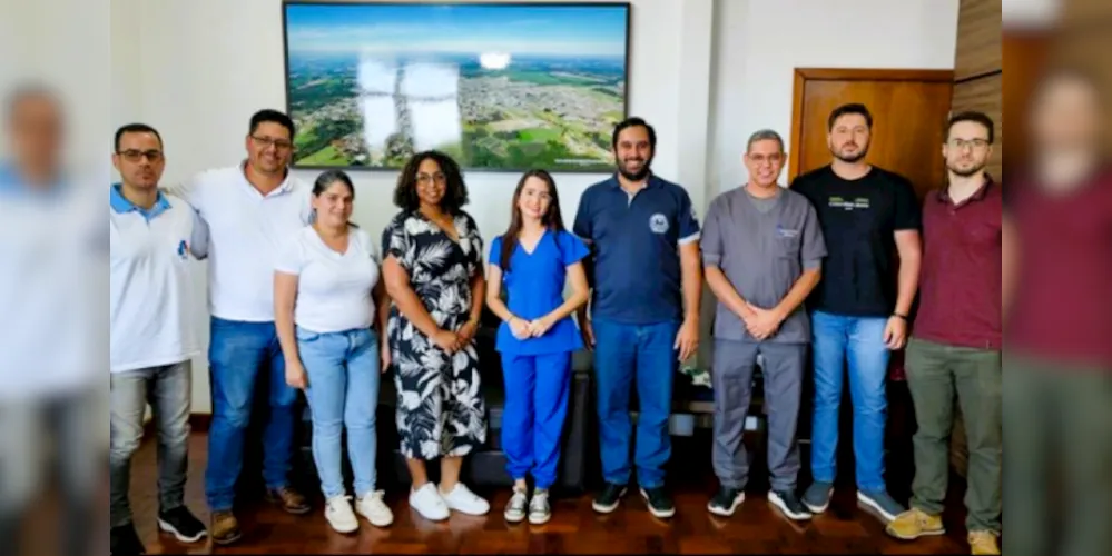 Em Reserva, nos Campos Gerais, a Secretaria de Saúde e Vigilância Sanitária anunciou a chegada de oito médicos, dois através do concurso público realizado no primeiro semestre e seis vindos do programa Mais Médicos