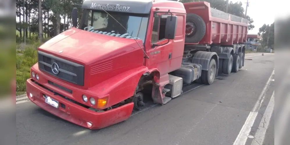 Roda de caminhão se desprendeu e atingiu carro na BR-376