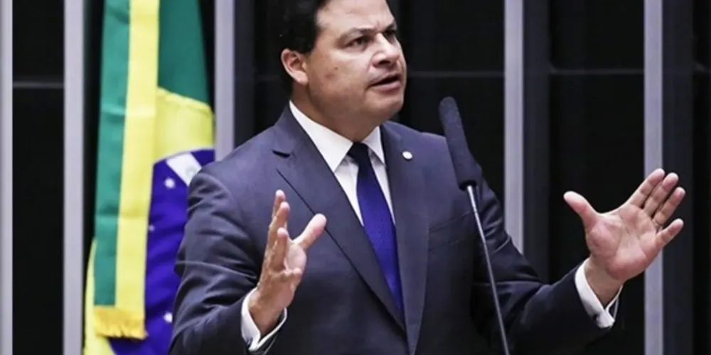 Viaturas foram adquiridas por meio de  emenda de Sandro Alex