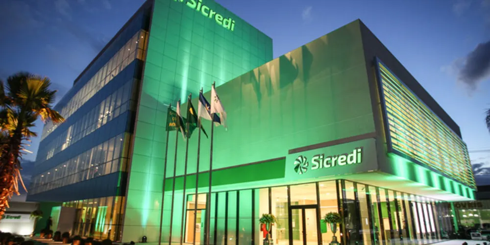 Todos os associados da Sicredi Campos Gerais e Grande Curitiba PR/SP podem participar das assembleias, sendo necessário a confirmação diretamente com a agência ou com o gerente de conta.