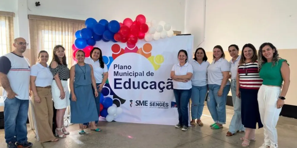 Participaram da audiência, o prefeito, o procurador-geral, vereadores, secretários, professores, funcionários e representantes da sociedade civil