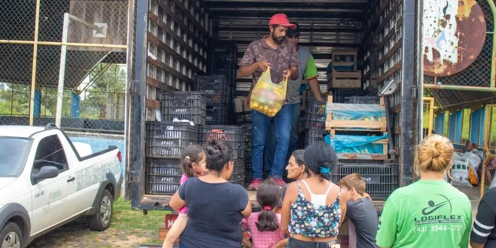 Neste ano, o objetivo é aumentar a aquisição de alimentos dos pequenos produtores e incluir novos produtos para serem distribuídos