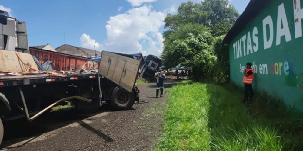 Até o momento não há informações sobre feridos.